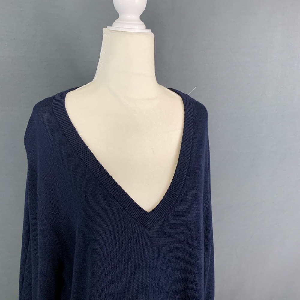 NWT Crown & Ivy Sweater